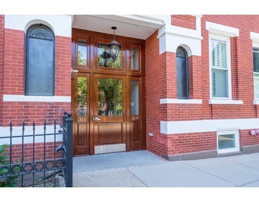 Foto principal - 311 Emerson St