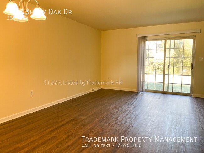 Foto del edificio - Spacious 2 Bedroom Town Home