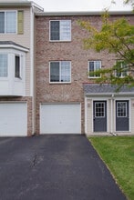 Building Photo - 4948 Emmit Dr N