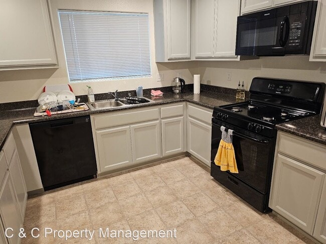 Building Photo - 4 br, 3 bath House - 7308 W Egret Ct