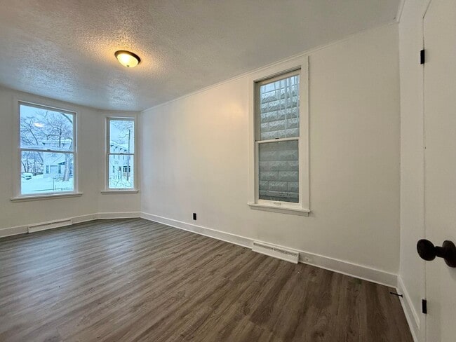 Foto del edificio - Four Bedroom Home in Muskegon