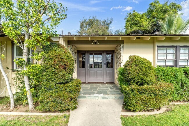 Foto del edificio - 16553 Hartsook St