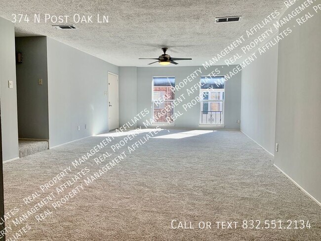 Foto del edificio - 374 N Post Oak Ln
