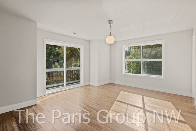 Building Photo - Marvelous Madison Valley Home * Central A/...