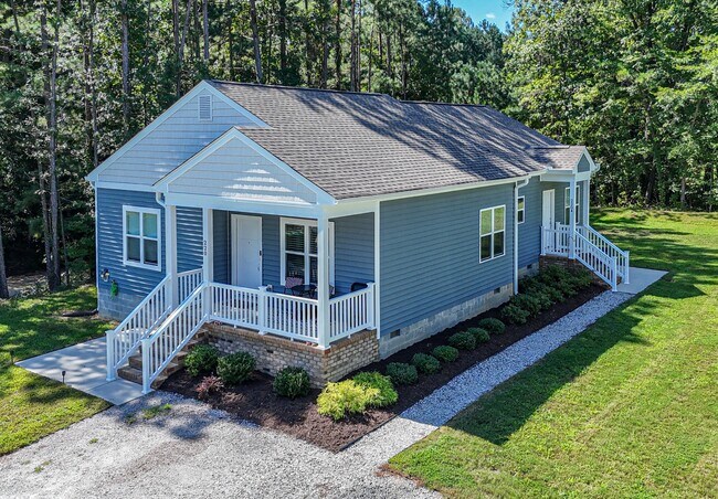 Foto del edificio - 220 Curry Dr