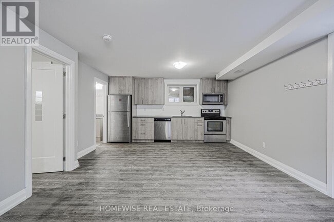 Building Photo - 814 Glencairn Ave