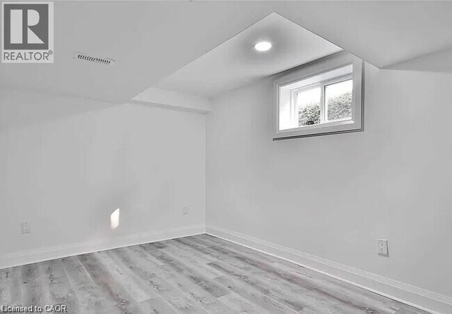 Photo du bâtiment - 549 Waterloo St