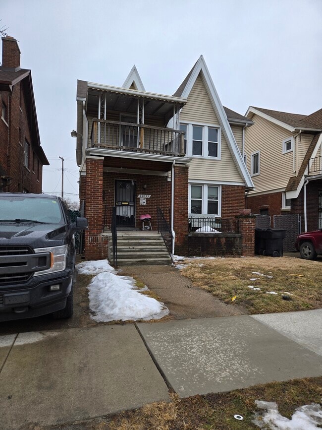 Building Photo - 12033 Santa Rosa Dr