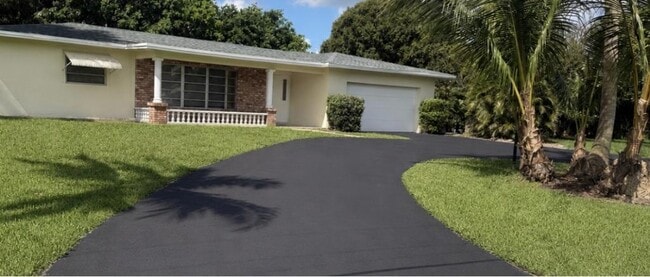 Photo - 11480 Tara Dr House