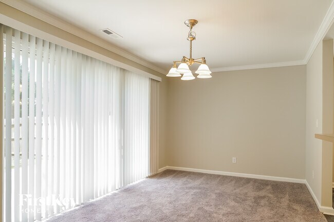 Foto del edificio - 5048 Babbling Brook Dr