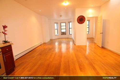 Foto del edificio - 309 Bainbridge St