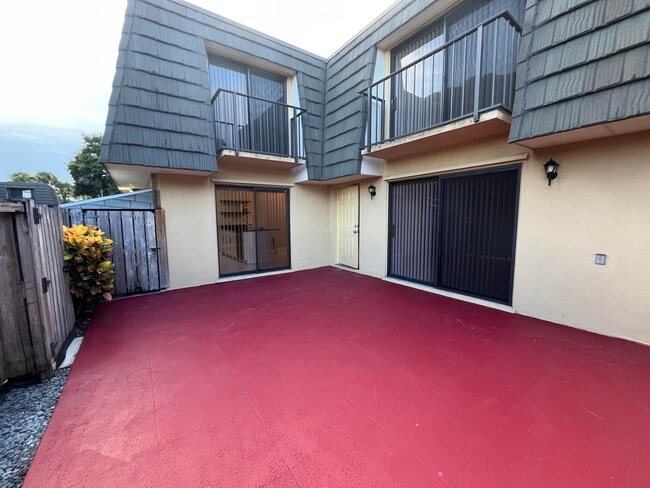 Building Photo - 4604 46th Way