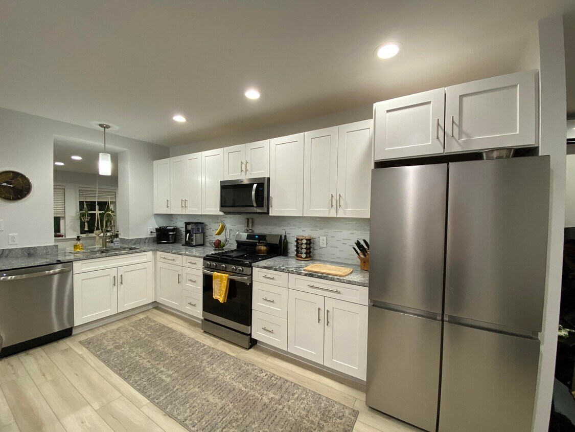 Foto principal - 154 Walnut St