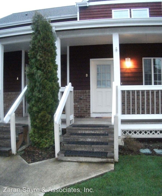 Building Photo - 2750 Diamond Loop