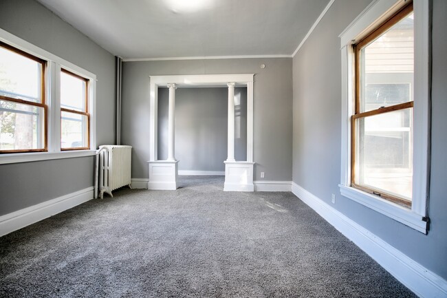 Foto del edificio - 568 N Farrington St