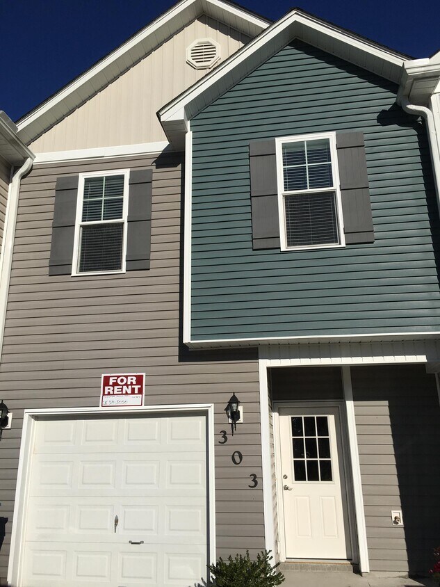 Foto principal - 303 Cedar Island Trl