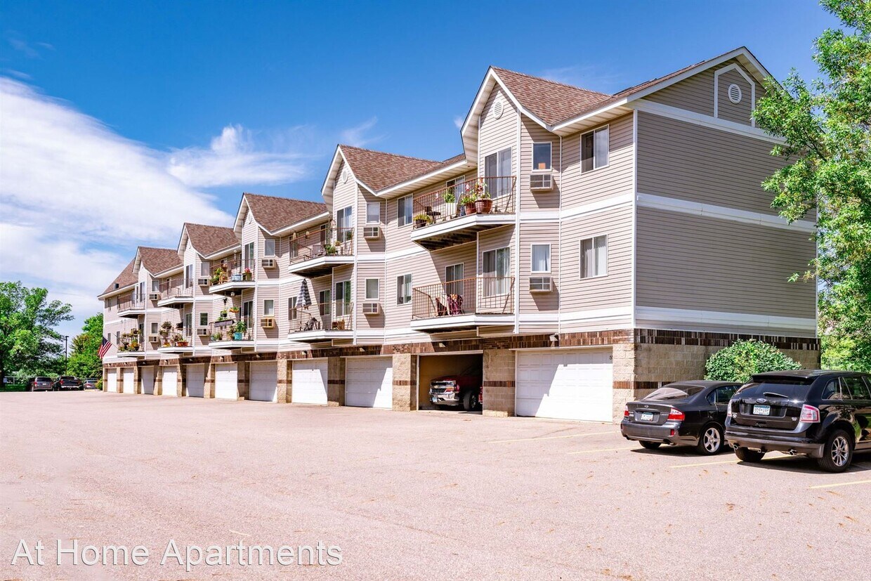 Foto principal - 1 br, 1 bath Apartment - Park Place Estate...