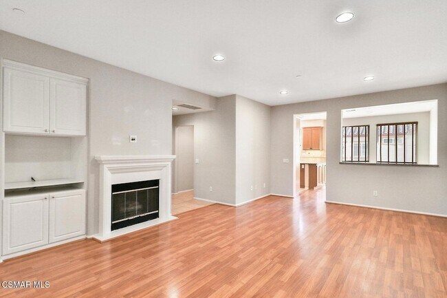 Building Photo - 115 Via Aldea