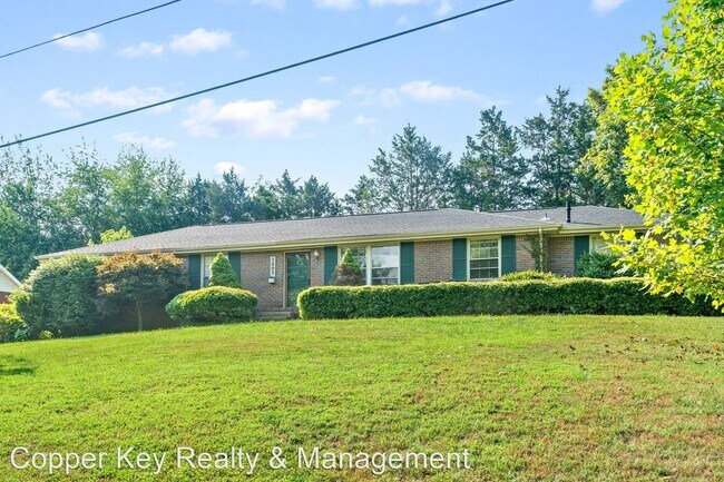 Building Photo - 3 br, 2 bath House - 1602 Iroquois Rd