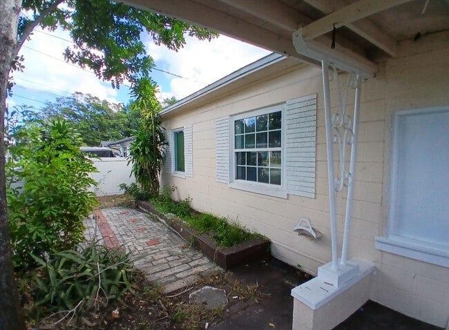 Building Photo - 7070 49th Ave N