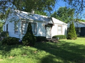 Building Photo - 3312 Olive St