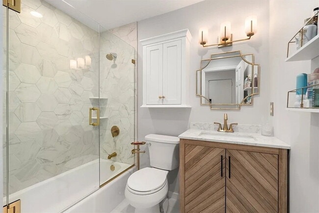 Building Photo - large One bedroom with three sizable closets and full windows facing the private, fenced-in backy...