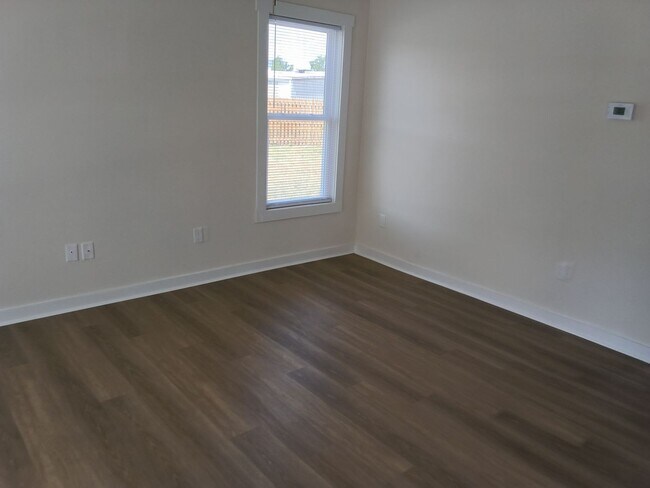 Foto del edificio - Blackstone-New Construction 3 Bed 2.5 Bath Townhouse-Fort Pickett Area
