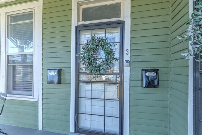 Building Photo - 97 N Auburndale St