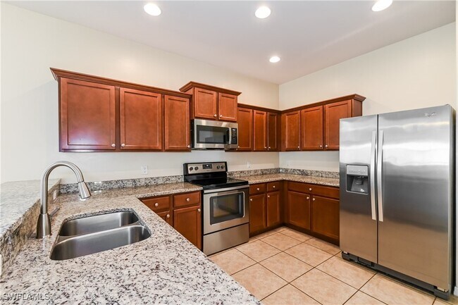 Foto del edificio - 502 SW 19th Ln
