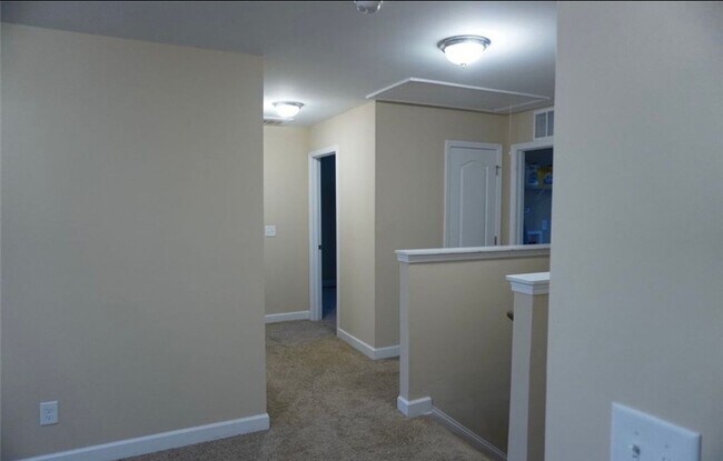Foto del edificio - 1661 Stackhouse Dr