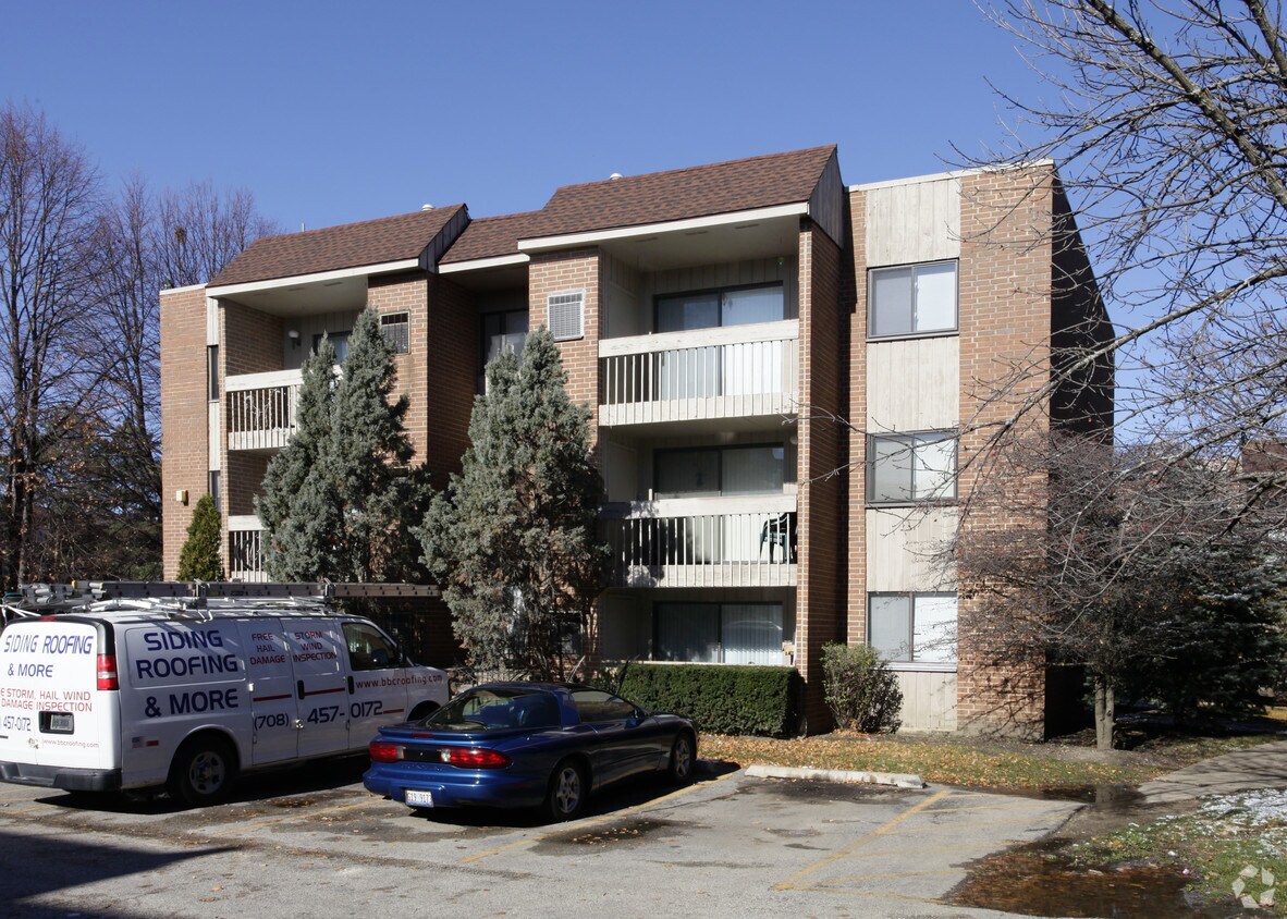 Building Photo - 1331 E Ports O Call Dr