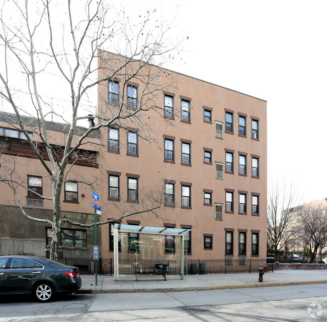 Building Photo - 446 Court St