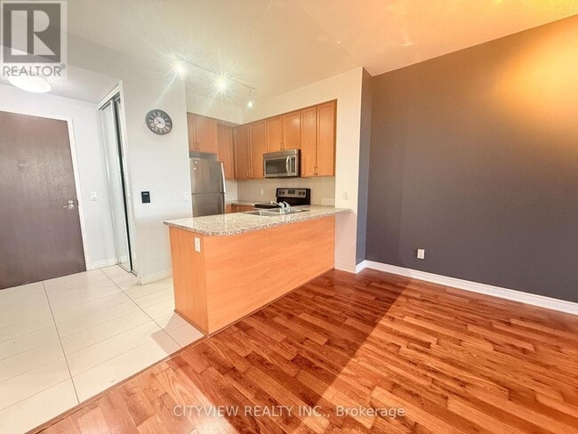 Building Photo - 339 Rathburn Rd W