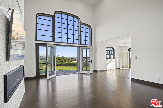 Foto del edificio - 1036 El Medio Ave