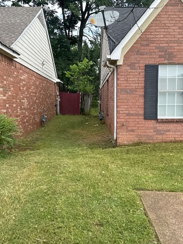 Building Photo - 5832 Ashridge Pl