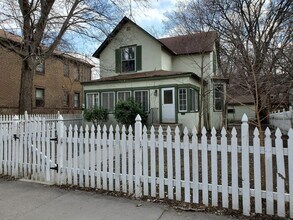 Building Photo - 511 W 22nd St