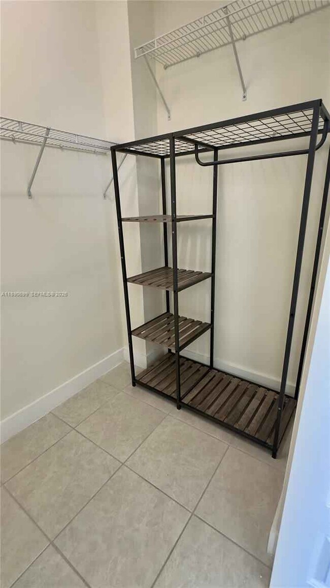 Foto del edificio - 8301 NW 41st St