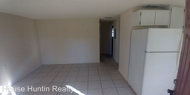 Building Photo - 2 br, 1 bath House - 5313 AVERY RD