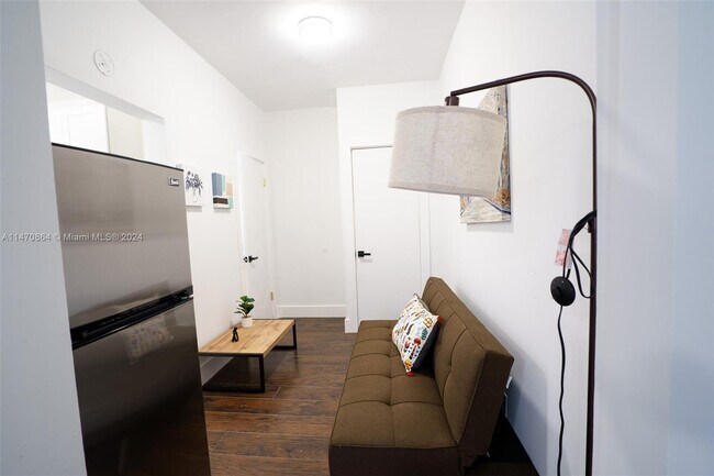 Foto del edificio - 444 Ponce de Leon Blvd