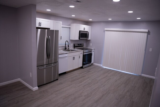 Foto del edificio - 2510 NE 182nd St