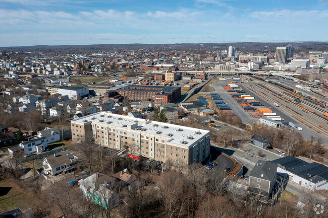 Aerial Photo - 100 Wall St