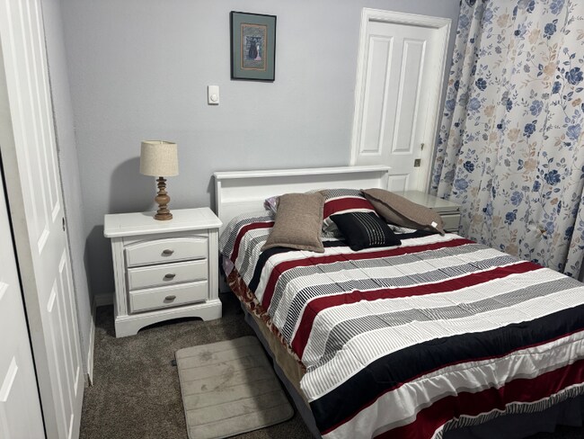 Foto del edificio - 14892 E Kentucky Dr