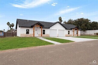 Building Photo - 601 N Ozaka St