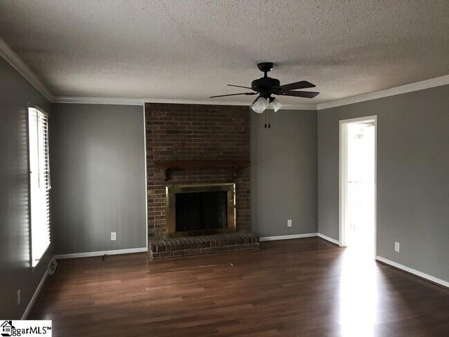 Building Photo - 1003 Ikes Rd