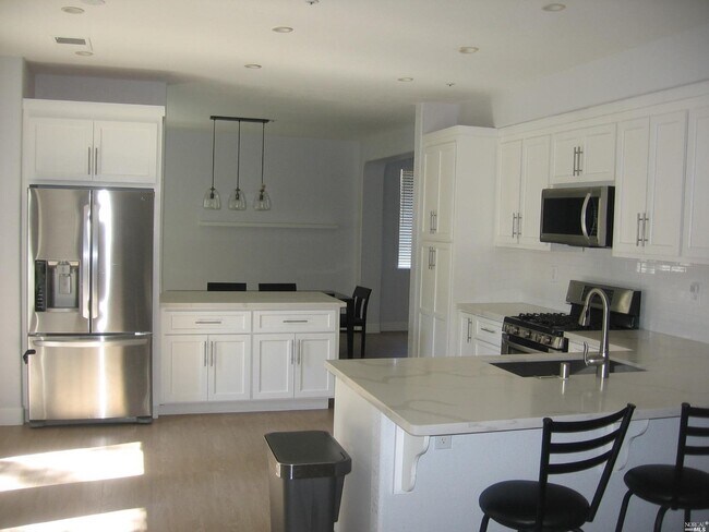 Building Photo - 3177 Stallings Dr