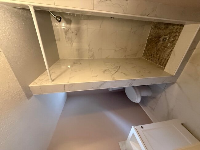 Foto del edificio - 710 N 66 Terrace