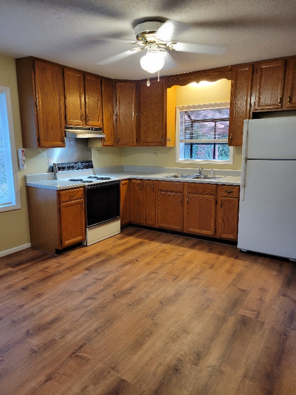 Foto del edificio - 2726 Riverside Rd