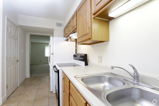 2 habitaciones - Cocina - Garden Court