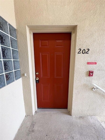 Foto del edificio - 6019 Portsdale Pl