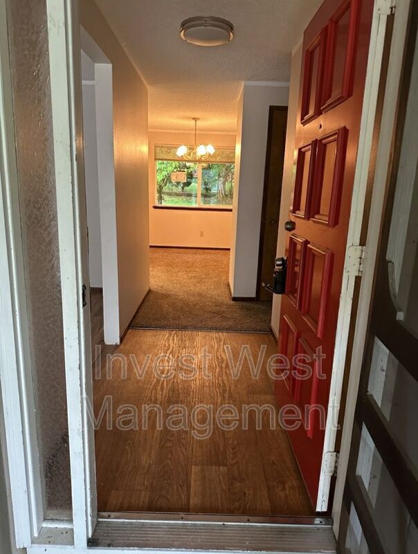 Foto del edificio - 815 NW 118th St